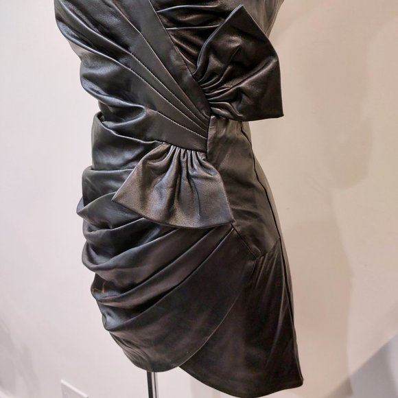 💥 BREATHTAKING💥STRAPLESS BUSTIER DRAPED DRESS IN BLACK GENUINE LEATHER - Picture 12 of 16